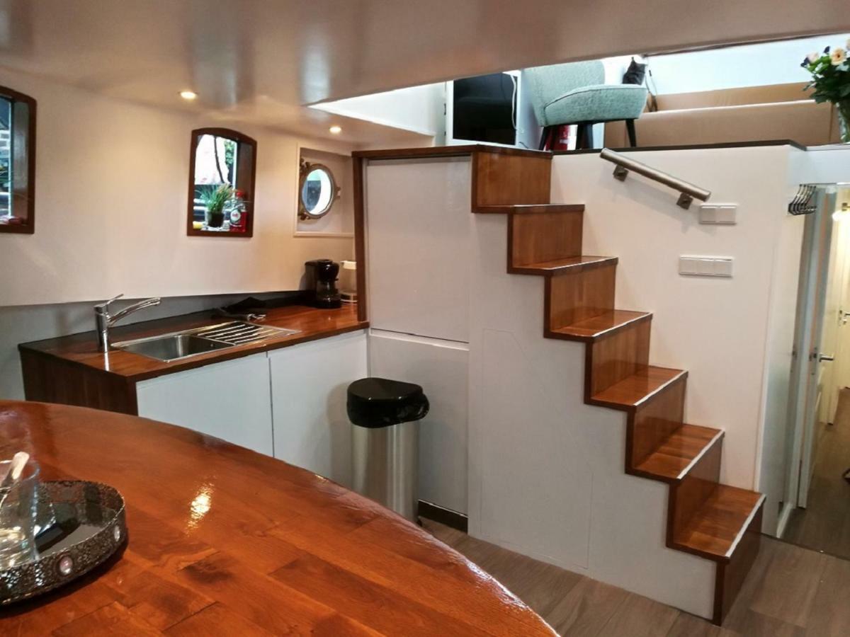 דירות אמסטרדם Houseboat Rose מראה חיצוני תמונה